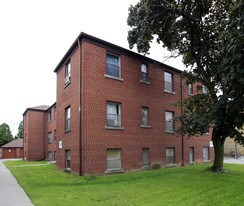 991 O'connor Dr in Toronto, ON - Building Photo
