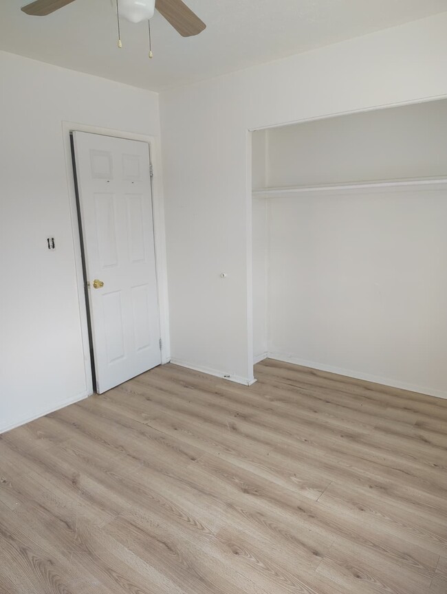 3265 E 143rd St, Unit 203