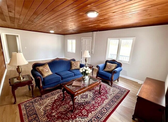 54 Hebron Church Rd in Dacula, GA - Foto de edificio - Building Photo