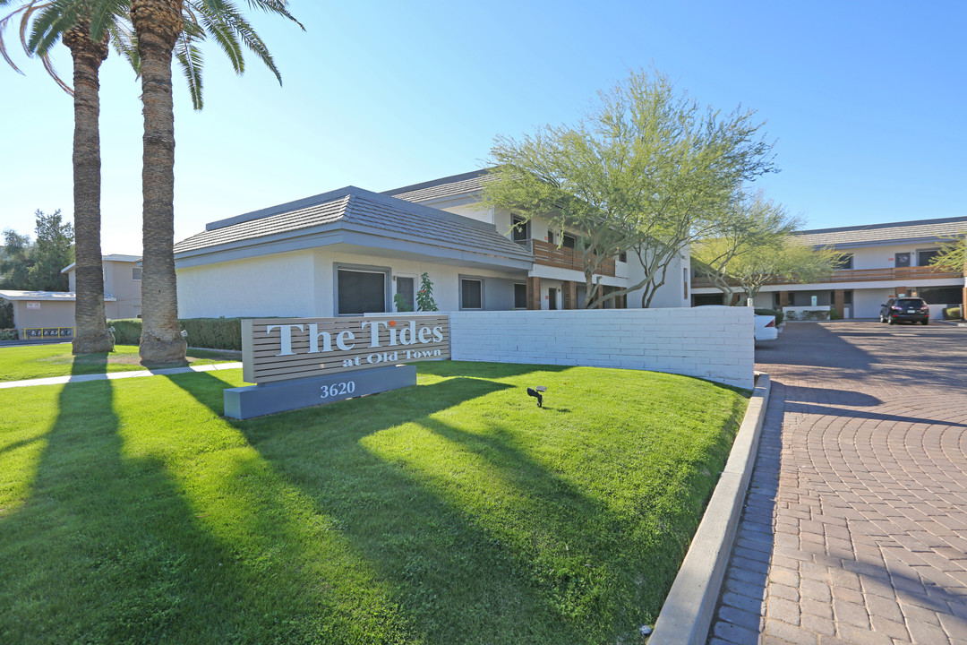 One @ Old Town in Scottsdale, AZ - Foto de edificio