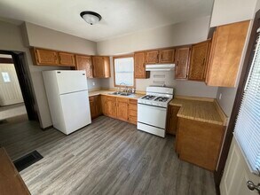 757 Moore St in Beloit, WI - Building Photo - Building Photo