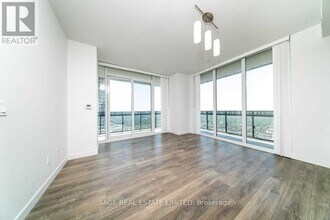 5302-5308 EGLINTON Ave in Toronto, ON - Building Photo - Building Photo