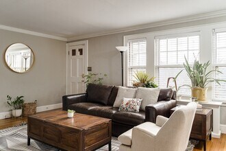 125 York Ter, Unit 1 in Brookline, MA - Building Photo - Building Photo