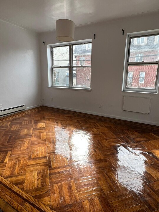 1103 55th St in Brooklyn, NY - Building Photo