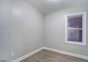 76 Highland Ave in Newark, NJ - Building Photo - Building Photo