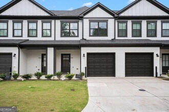 1341 Parc Bench Rd in Atlanta, GA - Building Photo - Building Photo