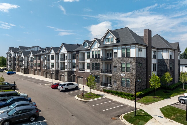 Legacy Rochester Hills Apartments