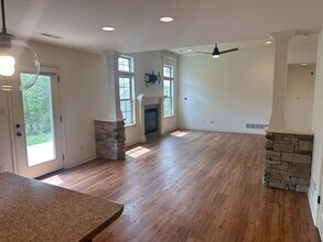 5004 Whitefish Ct in Columbia, MO - Building Photo - Building Photo
