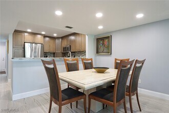 4200 Belair Ln in Naples, FL - Building Photo - Building Photo
