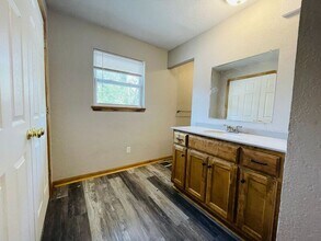 1405 Neil Ln in Excelsior Springs, MO - Building Photo - Building Photo