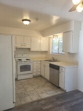 6580 Fern St in Reno, NV - Foto de edificio - Building Photo