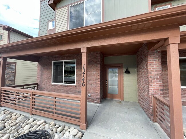 13746 Vispo Wy in Broomfield, CO - Foto de edificio - Building Photo