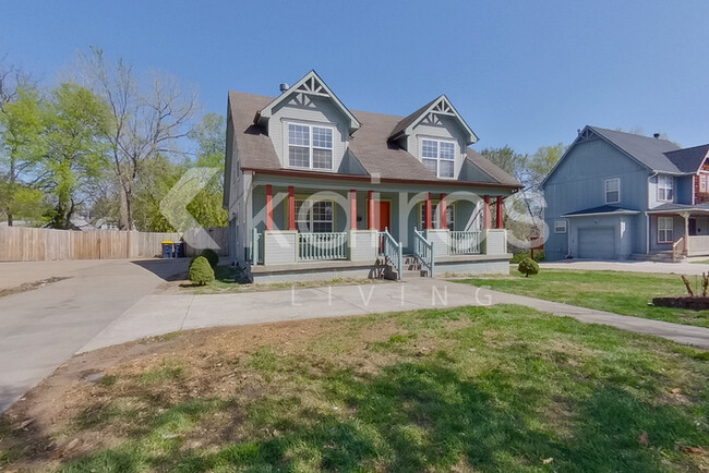 4415 The Paseo in Kansas City, MO - Building Photo - Building Photo