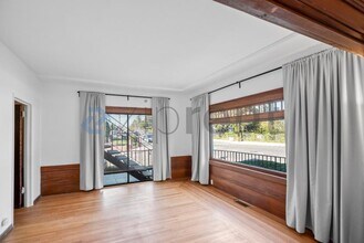 1001 MacArthur Blvd in Oakland, CA - Foto de edificio - Building Photo