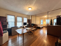 67 Euston Rd, Unit 3 in Boston, MA - Foto de edificio - Building Photo