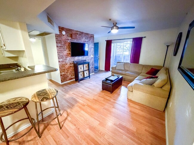 property at 1385 W University Ave