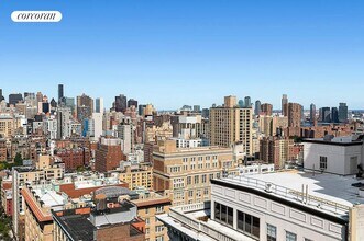 1 Irving Pl in New York, NY - Building Photo - Building Photo