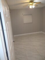 1275 NW 58th Ave in Lauderhill, FL - Building Photo