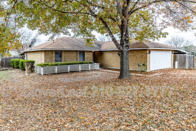 5017 Cherry Tree Dr in Schertz, TX - Building Photo - Building Photo