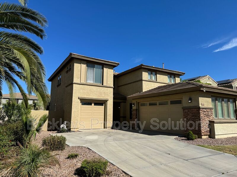 4446 E Blue Sage Rd in Gilbert, AZ - Building Photo