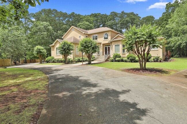 226 Long Island Dr in Whitesburg, GA - Building Photo - Building Photo
