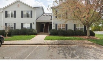 4228 Edith Ln in Greensboro, NC - Building Photo