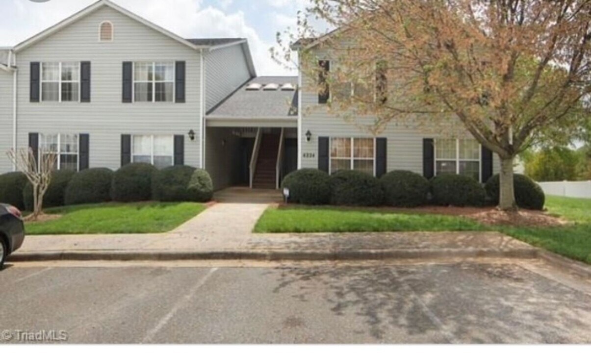 4228 Edith Ln in Greensboro, NC - Building Photo