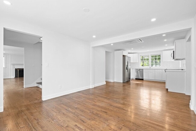 125 Beacon St in Framingham, MA - Building Photo - Building Photo