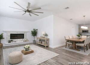 508 E Thompson Pl in San Antonio, TX - Building Photo - Building Photo