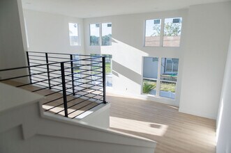3820 Pompano Dr SE in St. Petersburg, FL - Building Photo - Building Photo