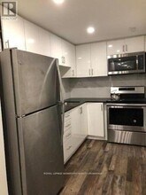 107 Coles Ave in Vaughan, ON - Building Photo - Building Photo