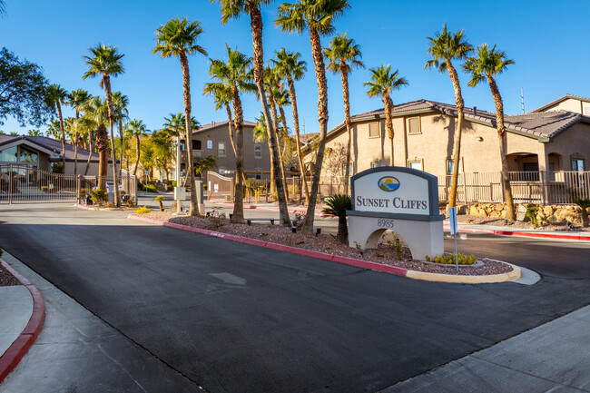 Sunset Cliffs in Las Vegas, NV - Building Photo - Building Photo