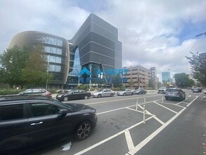 41 Cunard St, Unit 776-3 in Boston, MA - Building Photo - Building Photo