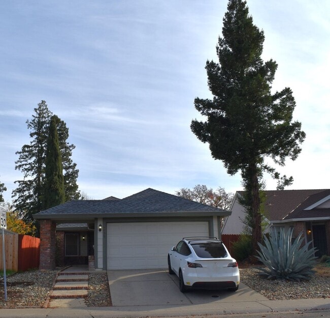 property at 9435 Soaring Oaks Dr