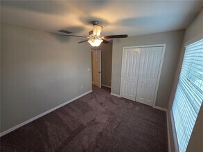 1740 Broad Winged Hawk Dr in Ruskin, FL - Building Photo - Building Photo