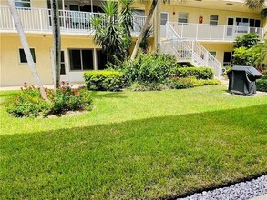 624 Snug Harbor Dr in Boynton Beach, FL - Building Photo - Building Photo