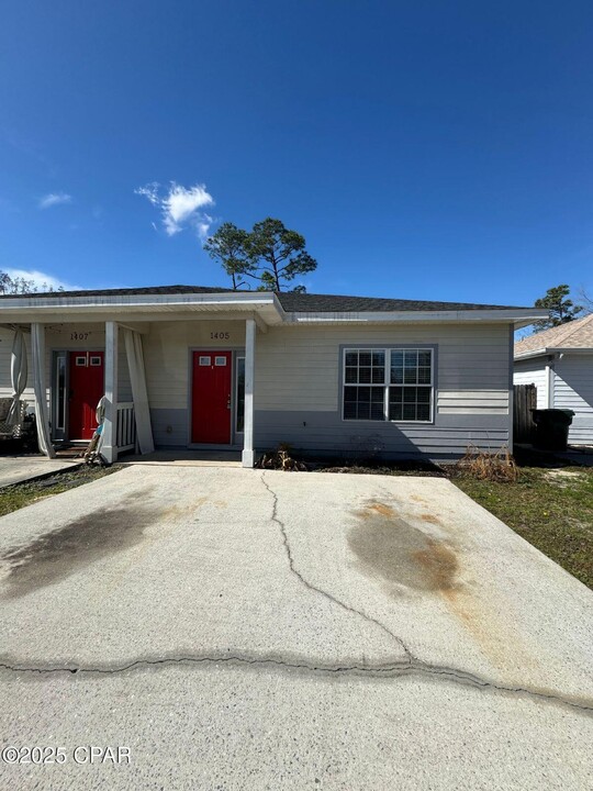 1405 E 14th St in Lynn Haven, FL - Building Photo