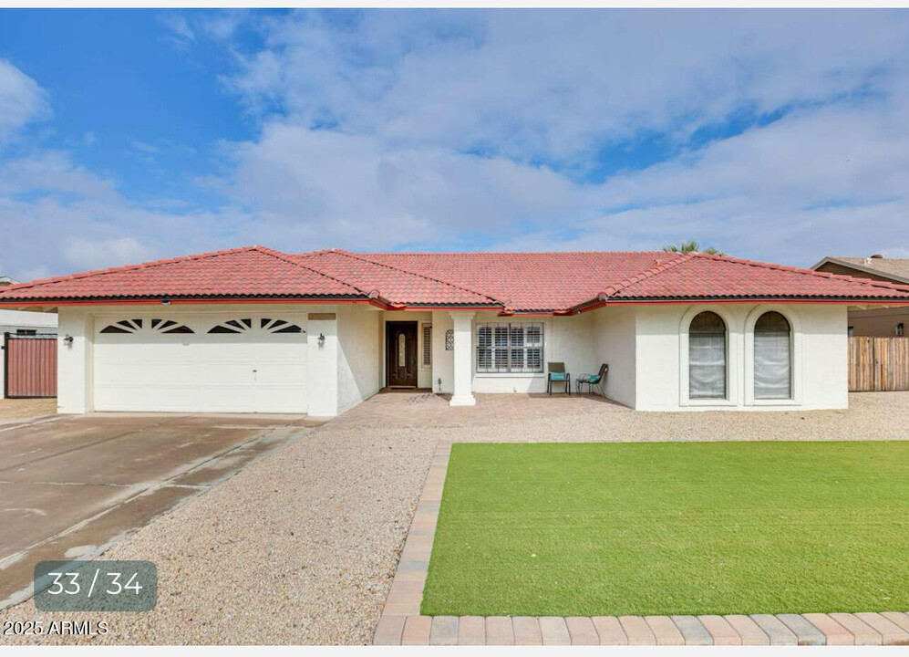 7414 W Windrose Dr in Peoria, AZ - Building Photo