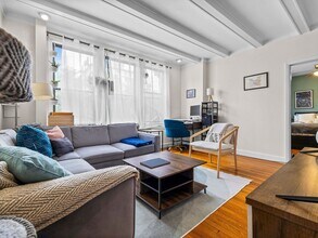 1486 Commonwealth Ave in Boston, MA - Building Photo - Building Photo