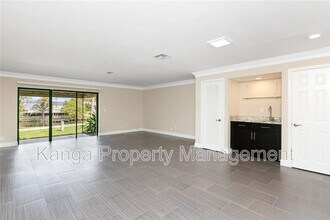 455 Canal Point N in Delray Beach, FL - Foto de edificio - Building Photo