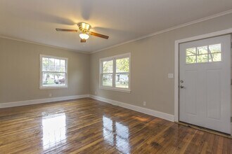 2502 Woodland Ave in Des Moines, IA - Building Photo - Building Photo