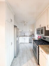 1158 W 212th St in Torrance, CA - Foto de edificio - Building Photo