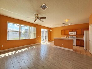 194 Sand Ridge Dr in Davenport, FL - Building Photo - Building Photo