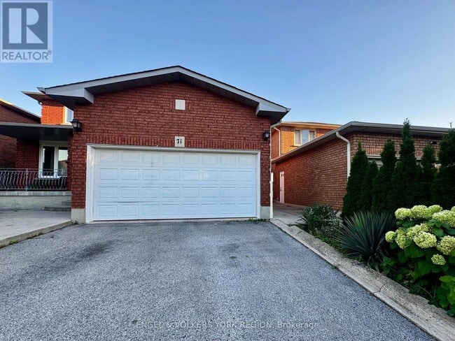 property at 71 Brougham Dr