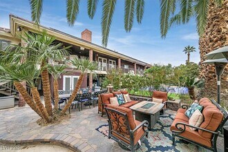 2440 High Vista Cir in Henderson, NV - Building Photo - Building Photo