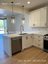 4634 Locust Hls Ct in Holladay, UT - Building Photo - Building Photo