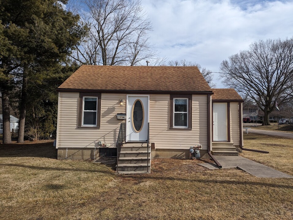 540 7th Ave in Ottawa, IL - Foto de edificio