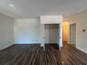 251 Green St in Schenectady, NY - Building Photo - Building Photo