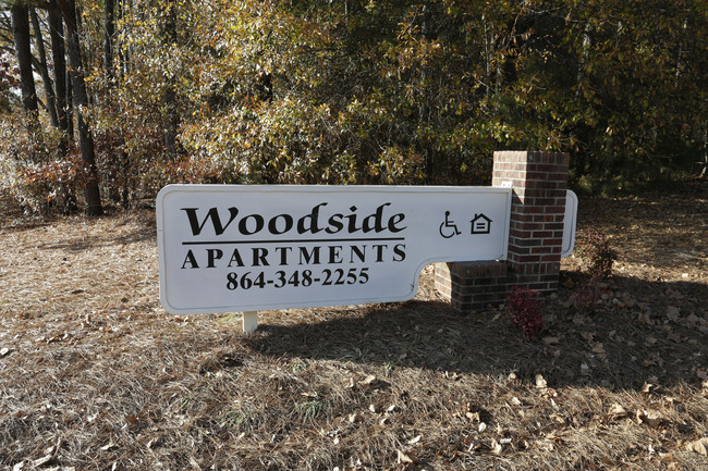 Woodside Apartments in Iva, SC - Foto de edificio - Building Photo