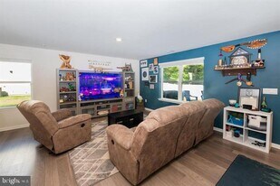 454 Currant Cir in Magnolia, DE - Building Photo